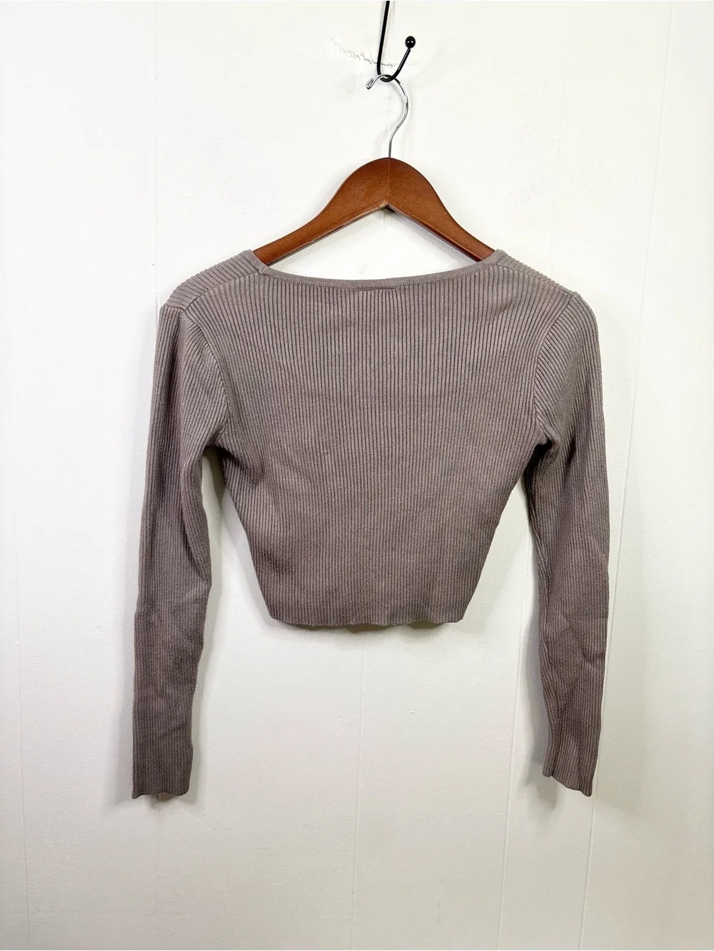 Showpo taupe beige long sleeve ribbed cropped sweater cardigan size SM/4